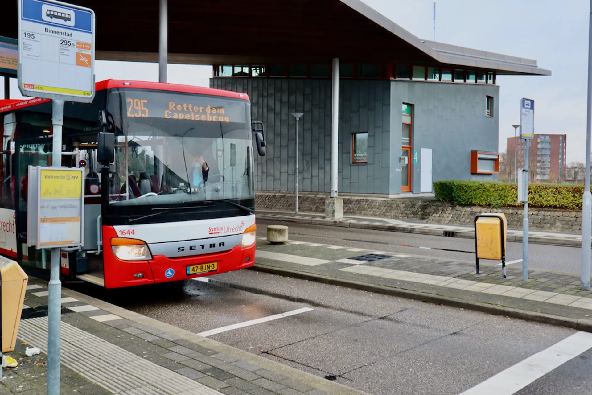 Bus richting Rotterdam vanaf IJsselstein.